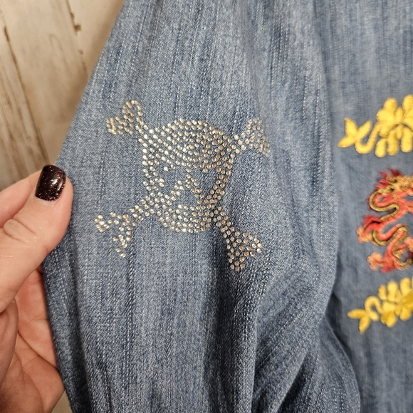 Levi's Signature Denim Chambray Long Sleeve Upcycled Shirt Button Front Unisex - Picture 8 of 13